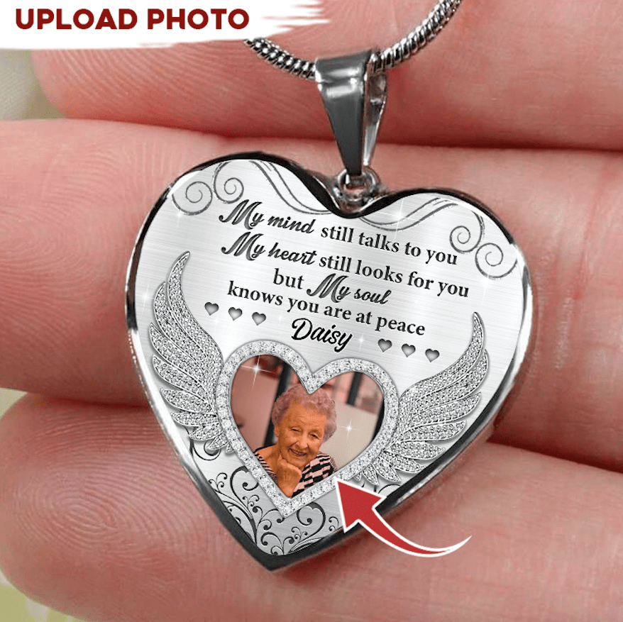 My Soul Knows You Are At Peace  Upload Photo Family Necklace HN590